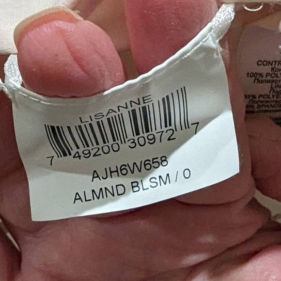 BCBGMaxAzria - Picture 12 of 16